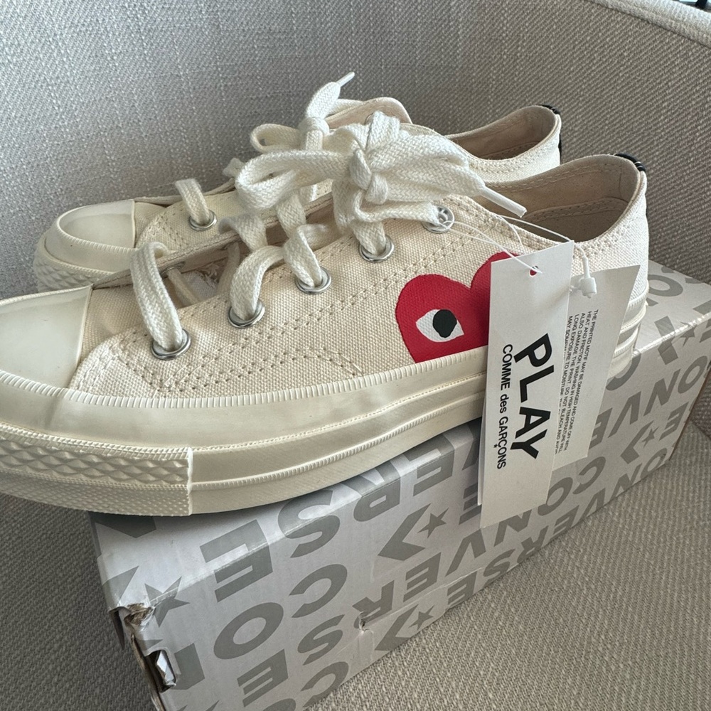 COMME DES GARÇONS PLAY x Converse Sneakers with Red Heart Design